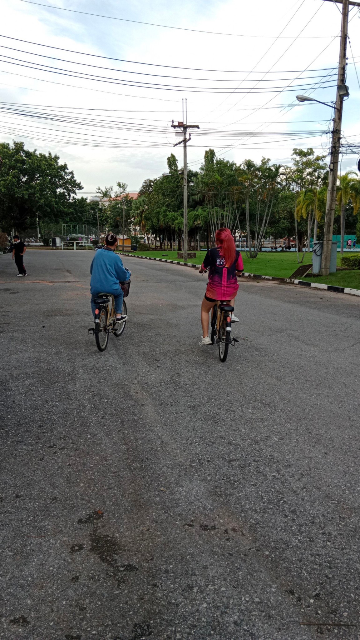 LINE_ALBUM_20966_230922_1